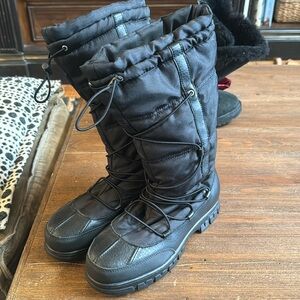 Women's Ralph Lauren winter boots 8